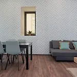Apartman Panther Aladro Ii *