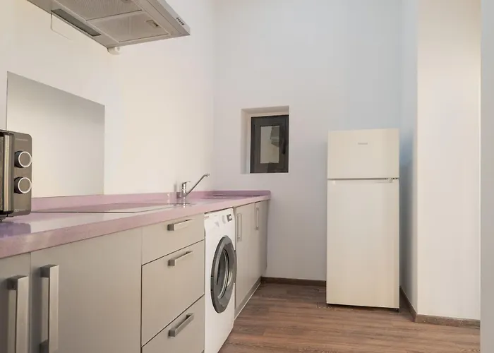 Panther Aladro Ii Apartment